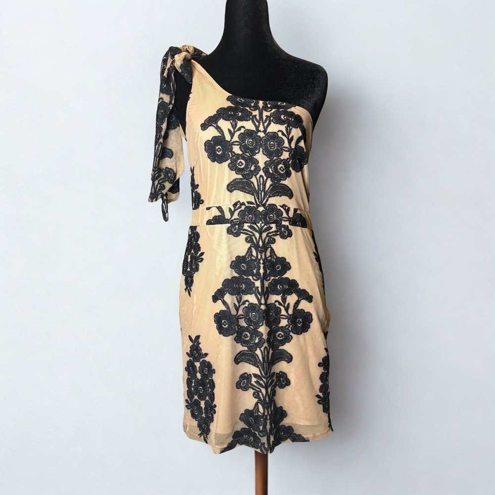 For Love & Lemons Temecula Mini Dress Medium Embroidery Lace Romantic Black - Picture 3 of 15